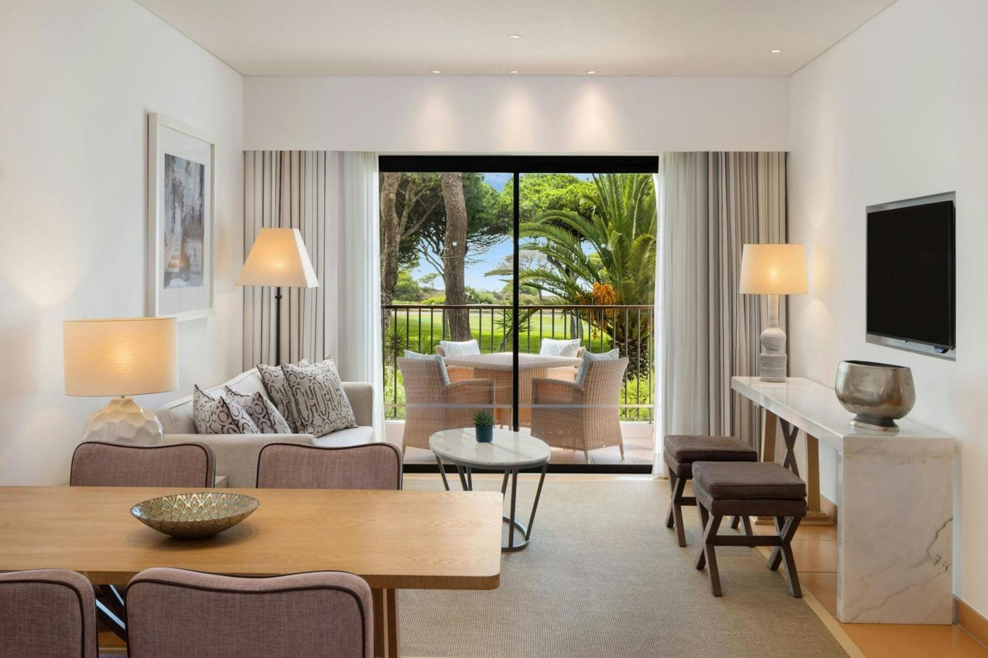 Suite Familiare Ocean con 2 Camere da Letto e Vista Piscina